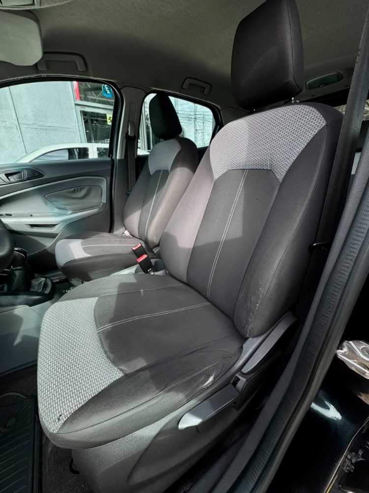 Ford Ecosport SE — foto 15